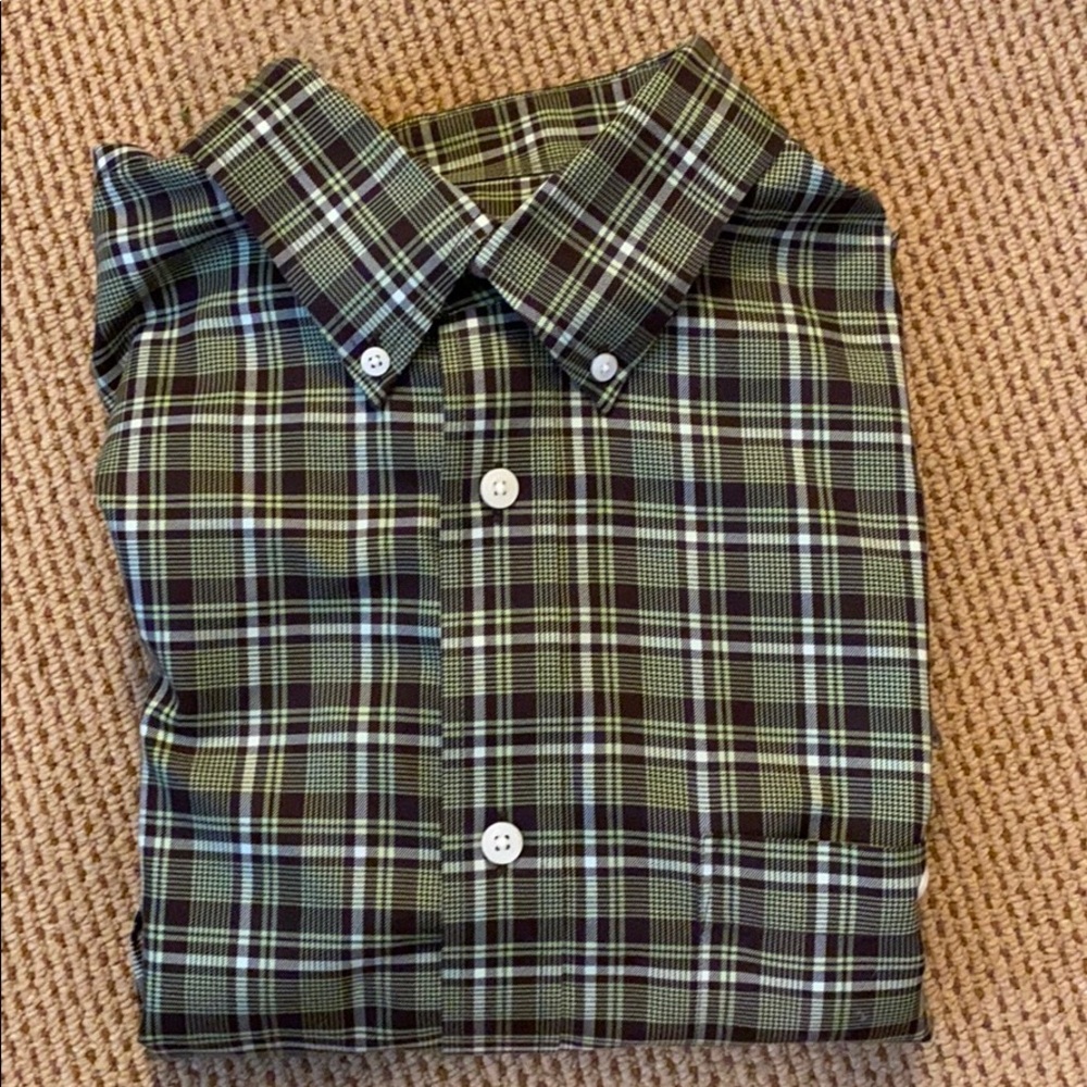 NEW Orvis Green / Black Plaid Wrinkle Free Shirt